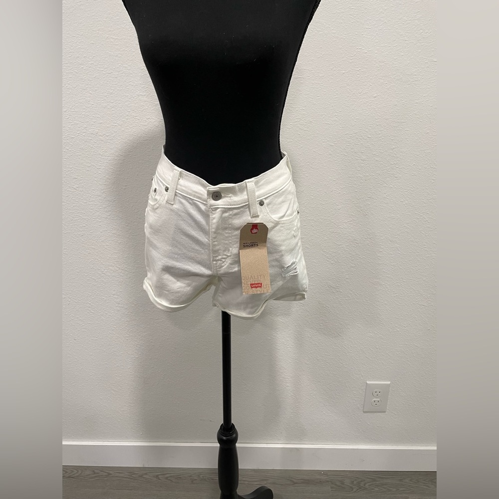 Levi’s shorts